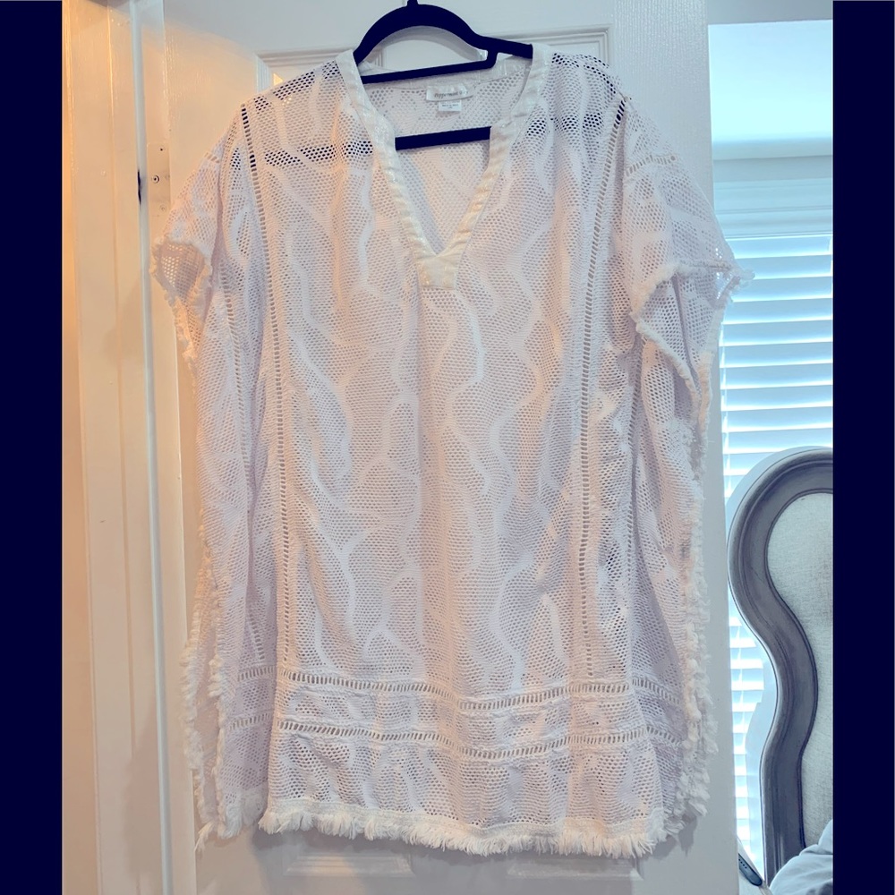 Womens white coverup - Picture 2 of 3